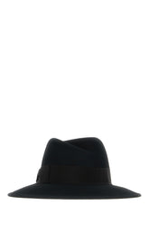 Black felt hat -  | Wise